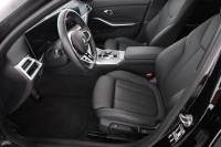 BMW 320 320i Touring M Sport Aut.