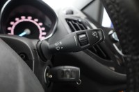Ford Tourneo Courier 1.5 TDCi Titanium