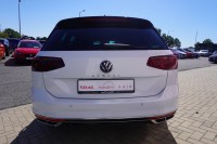 VW Passat Variant Elegance R-Line