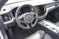 Volvo S60 2.0 M-Hybrid Plus Dark