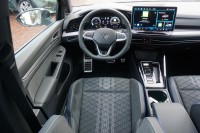 VW Golf VIII Variant 1.5 eTSI R-Line DSG