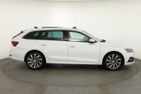 Skoda Octavia Combi 2.0 TDI DSG First Edition