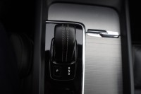 Volvo V60 B4 R-Design