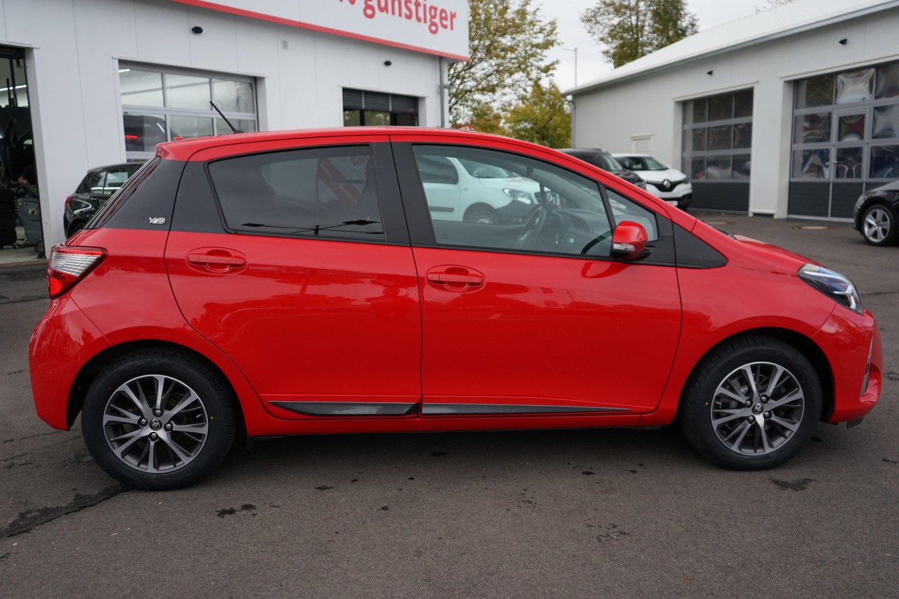 Toyota Yaris 1.5 Y 20