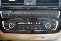 BMW 330 i xDrive Advantage