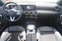 Mercedes-Benz CLA 220 