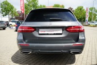Mercedes-Benz E 300 E300 de4Matic T-Modell AMG Line