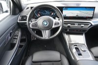 BMW 330 e M-Sport Touring PHEV
