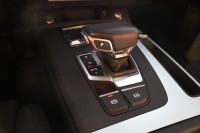 Audi Q5 55 TFSIe quattro S line