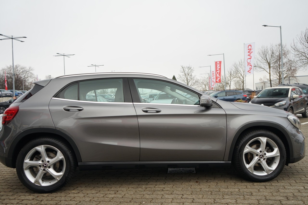 Mercedes-Benz GLA 200 Urban