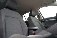 VW Golf VIII Variant 2.0 TDI Life