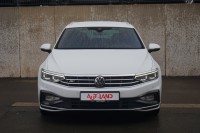 VW Passat Variant 2.0 TDI DSG 4M R-Line