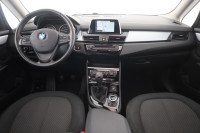 BMW 216 i Advantage