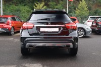 Mercedes-Benz GLA 220 220d AMG Line