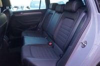 VW Passat Variant 2.0 TSI DSG R-Line