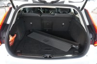 Volvo V60 Kombi 2.0 M-Hybrid Plus Dark