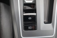 VW Golf VIII Variant 1.5 eTSI DSG Life