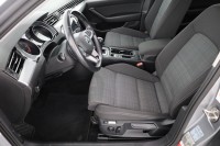 VW Passat Variant 2.0 TDI DSG Business
