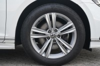 VW Passat Variant 2.0 TDI R-Line DSG