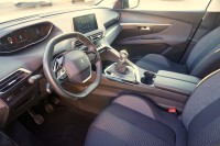 Peugeot 3008 1.2 12V e-THP Active Business