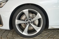 Audi A4 Quattro Avant 45 TFSI quattro S line