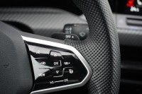 VW Golf VIII Variant 2.0 TDI R-Line
