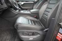 VW Touareg 3.0 V6 TDI R-Line 4M Black