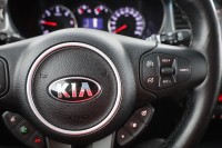 Kia Carens 1.7 CRDi UEFA Euro 2016