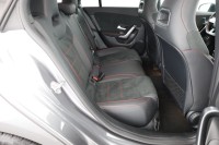 Mercedes-Benz CLA 200 Shooting Brake AMG Line