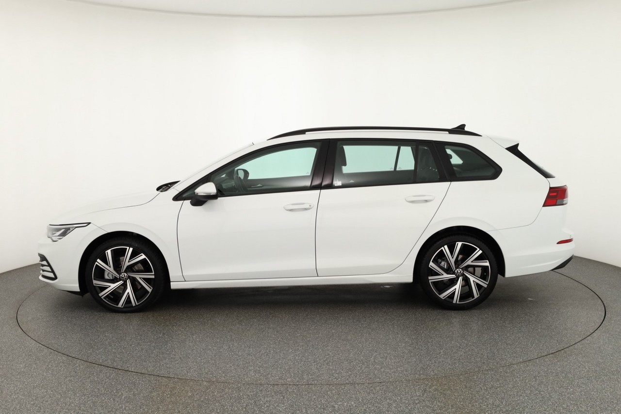 VW Golf VIII Variant 2.0 TDI