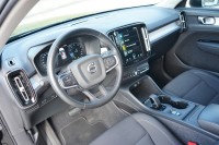 Volvo XC 40 T3 2WD Momentum Pro