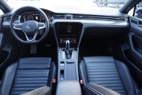 VW Passat Variant GTE