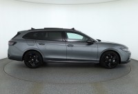 VW Passat Variant R-Line BlackStyle 2.0 TSI 4M DSG