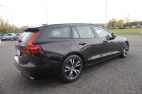 Volvo V60 B4 R-Design
