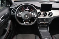 Mercedes-Benz GLA 220 220d AMG Line