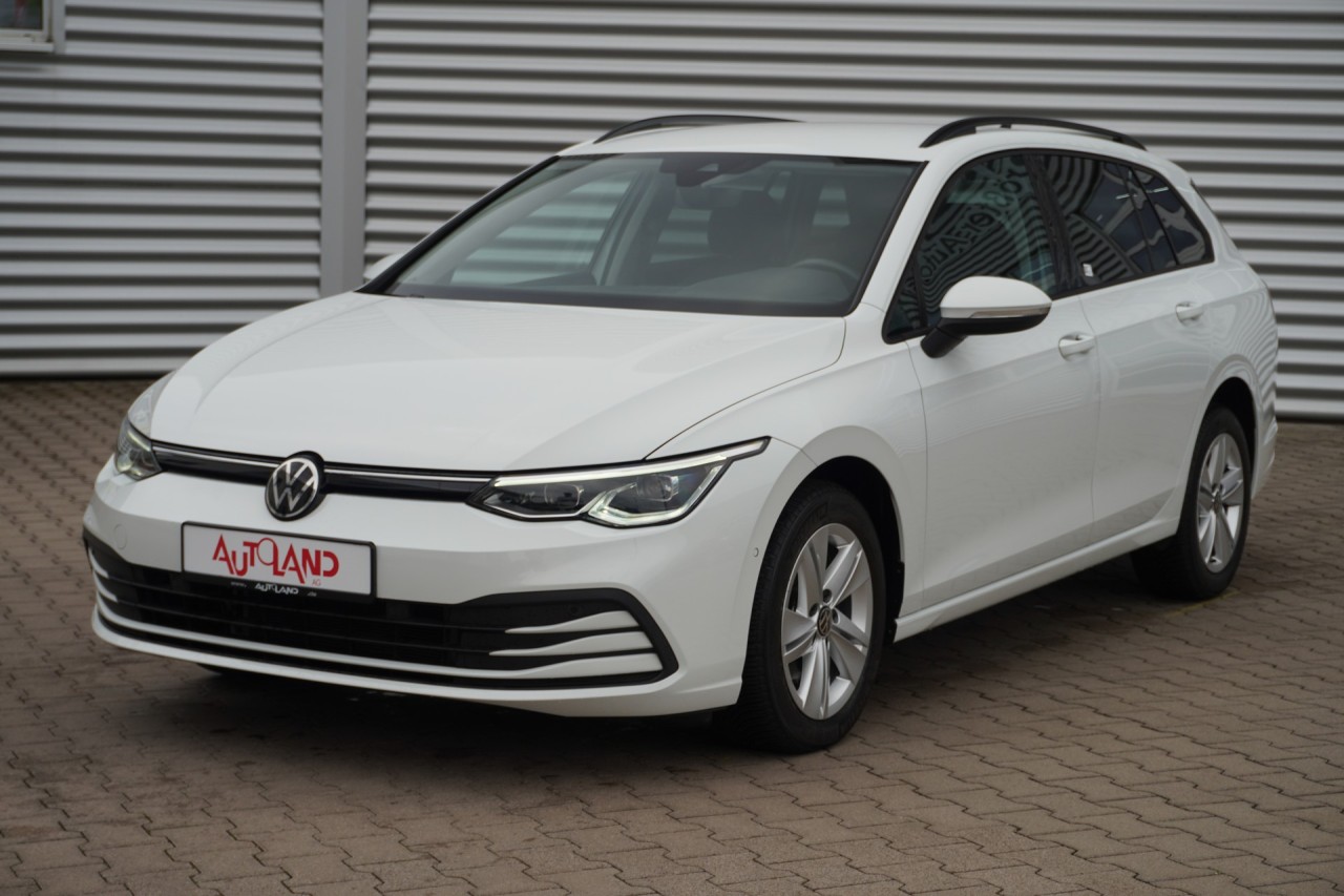 VW Golf VIII Variant 1.5 TSI Life