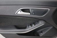 Mercedes-Benz CLA 200 AMG Line