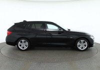BMW 318 i Touring SportLine