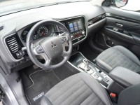 Mitsubishi Outlander 2.4 PHEV Plug-in Hybrid Basis Spirit 4WD