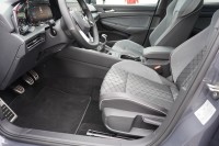 VW Golf Variant 1.5 TSI R-Line