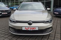VW Golf VIII Variant 1.0 eTSI DSG