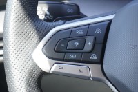 VW Golf VIII Variant R-Line DSG
