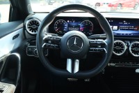 Mercedes-Benz A 180 A180 AMG Line Pano
