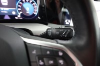 VW Golf VIII Variant 1.0 TSI Life