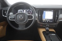 Volvo V90 D4 Momentum
