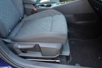 VW Golf VIII Variant 1.5 eTSI DSG Life