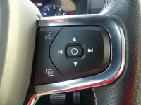 Volvo XC 40 XC40 2.0 M-Hybrid R Design