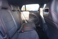 Mercedes-Benz CLA 200 AMG Line