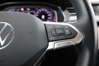 VW Passat Variant 1.5 TSI R-Line