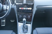 VW Golf VII Variant 2.0 R